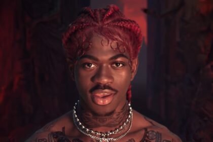 Qual é a altura de Lil Nas X Rapper Americano