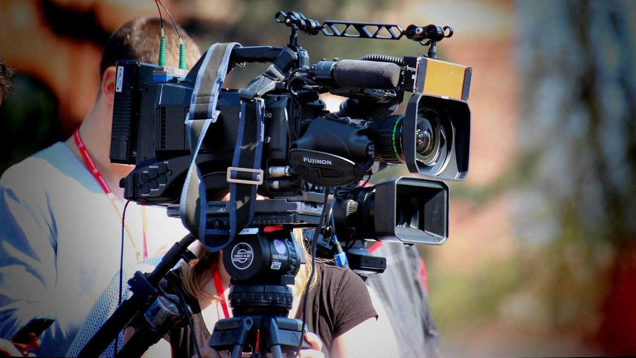 Sonhar com reality show
