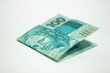 Preciso de 100 reais urgente, como conseguir um empréstimo?