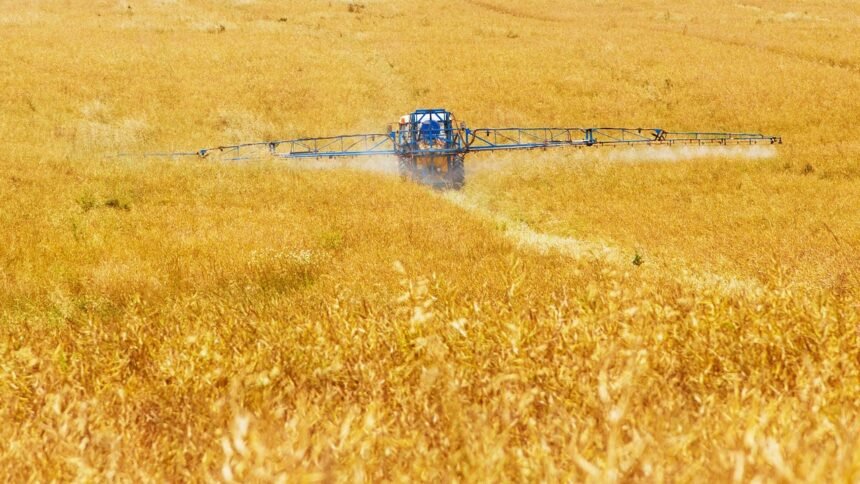 Lei dos pesticidas gera polêmica entre setor agropecuário e órgãos ambientais