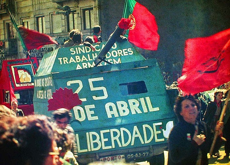 USP realiza seminário sobre os 50 anos da Revolução dos Cravos em Portugal