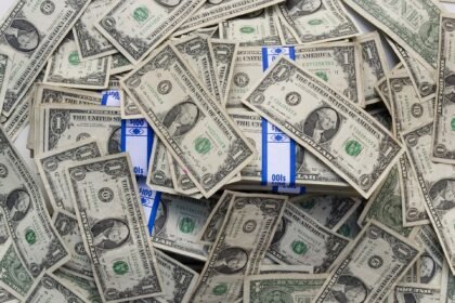 Dólar Hoje: Cotação do USD para BRL - Domingo - 16/02/2025