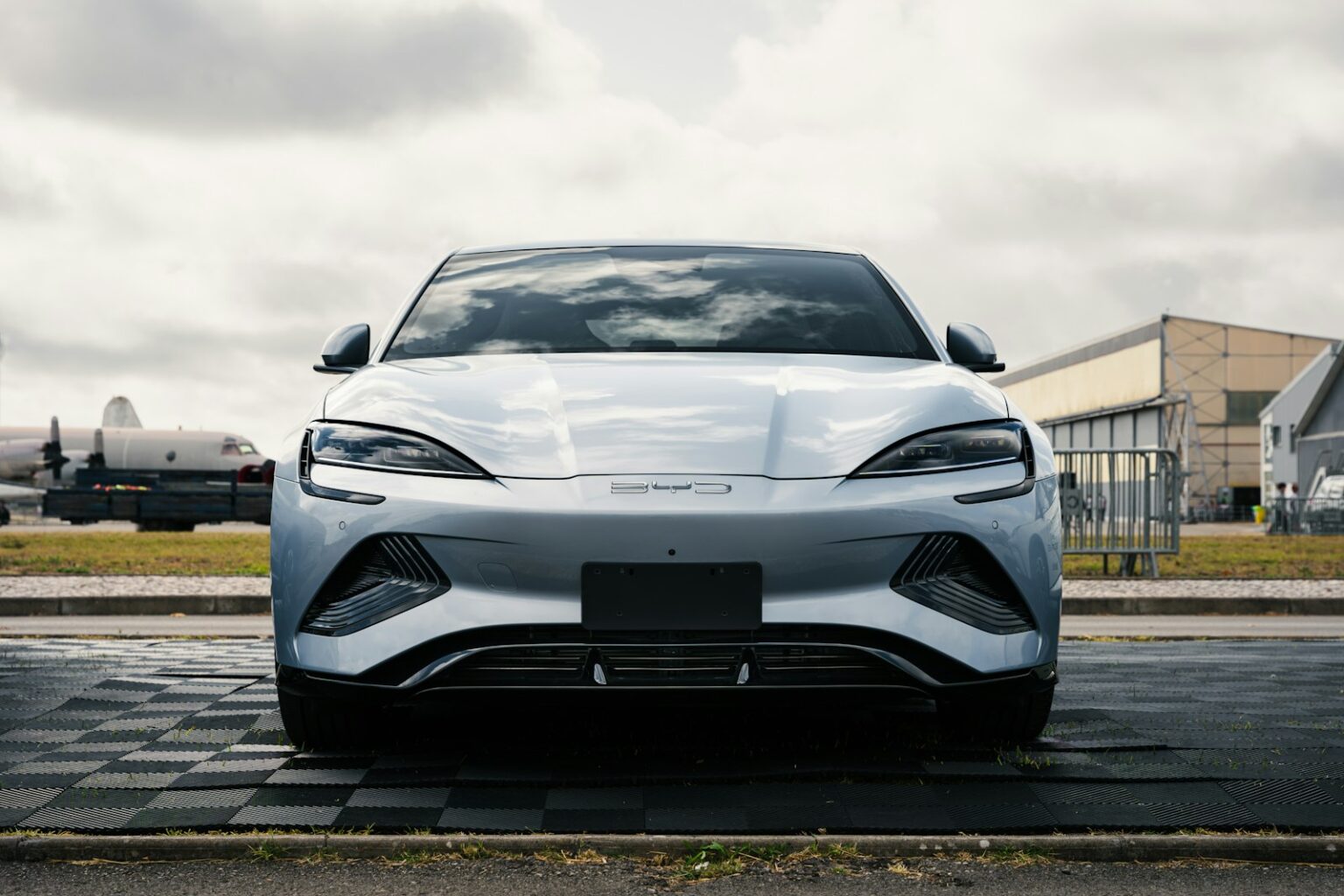 Os 10 carros mais esperados que vão revolucionar o Brasil em 2025
