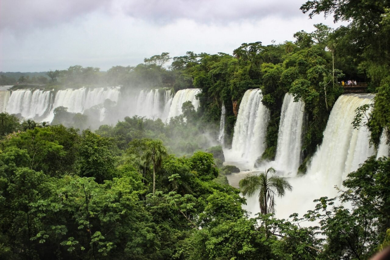 Cachoeira na Amazônia