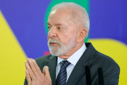 Lula promete jabuticaba a Trump enquanto negociações se intensificam