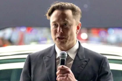 Instagram / @elon.musk__daily