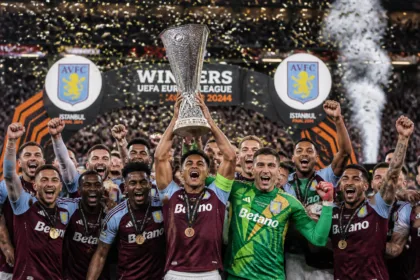 Aston Villa conquista Europa League e encerra jejum de 44 anos