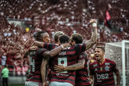 Flamengo encerra primeiro turno com vitória e analisa reforços