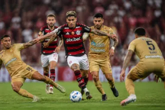 Flamengo enfrenta Cusco em jogo decisivo da Libertadores