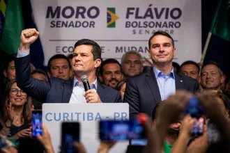 Sergio Moro e Flávio Bolsonaro lançam candidaturas em Curitiba