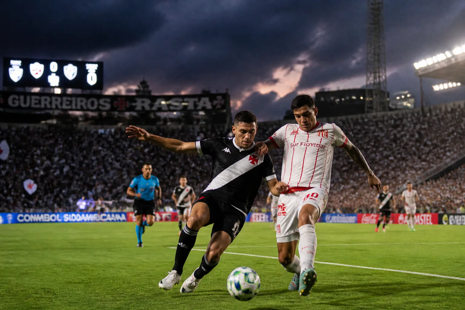 Vasco enfrenta Barracas Central em jogo decisivo na Sul-Americana