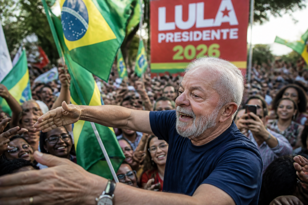 Lula lidera pesquisas para 2026 contra Flávio e outros candidatos