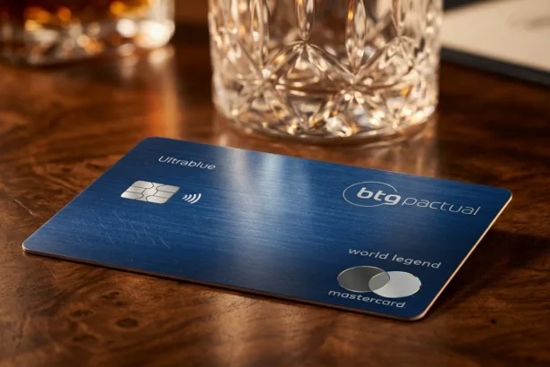 Cartão BTG Ultrablue World Legend